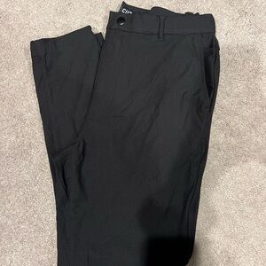 Men’s Cuts Tapered Pants
